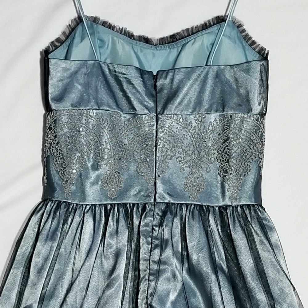 Morgan & Co JR Lace dress - Picture 6 of 8